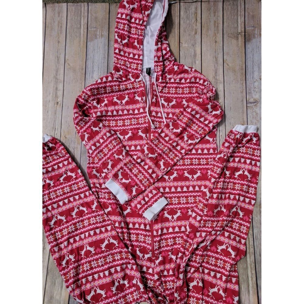 Divided Red White Hooded Sz 6 Christmas Pajamas Reindeer Xmas PJ one piece